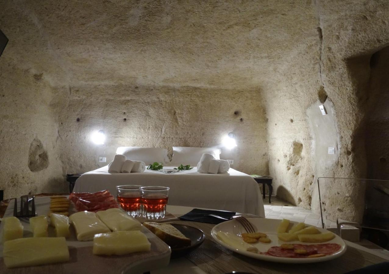 Hotel La Dimora Delle 3 Zie Matera Exterior foto