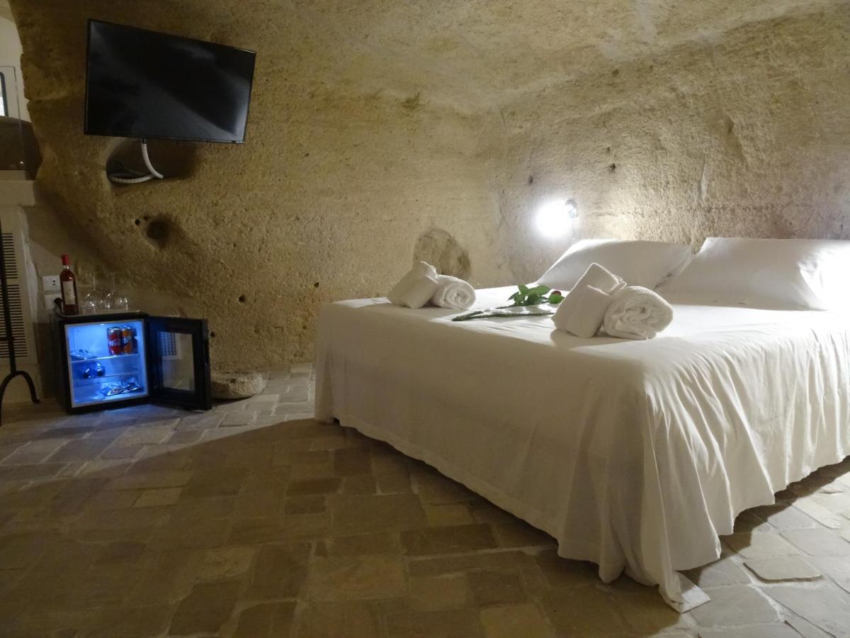Hotel La Dimora Delle 3 Zie Matera Exterior foto