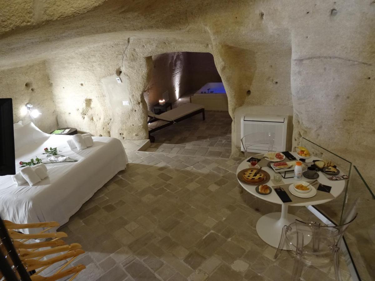 Hotel La Dimora Delle 3 Zie Matera Exterior foto